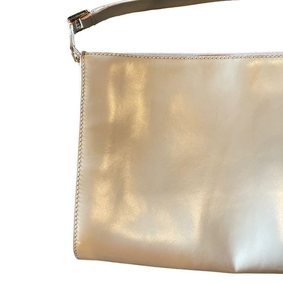 Salvatore Ferragamo Beige & White Handbag - Picture 12 of 13